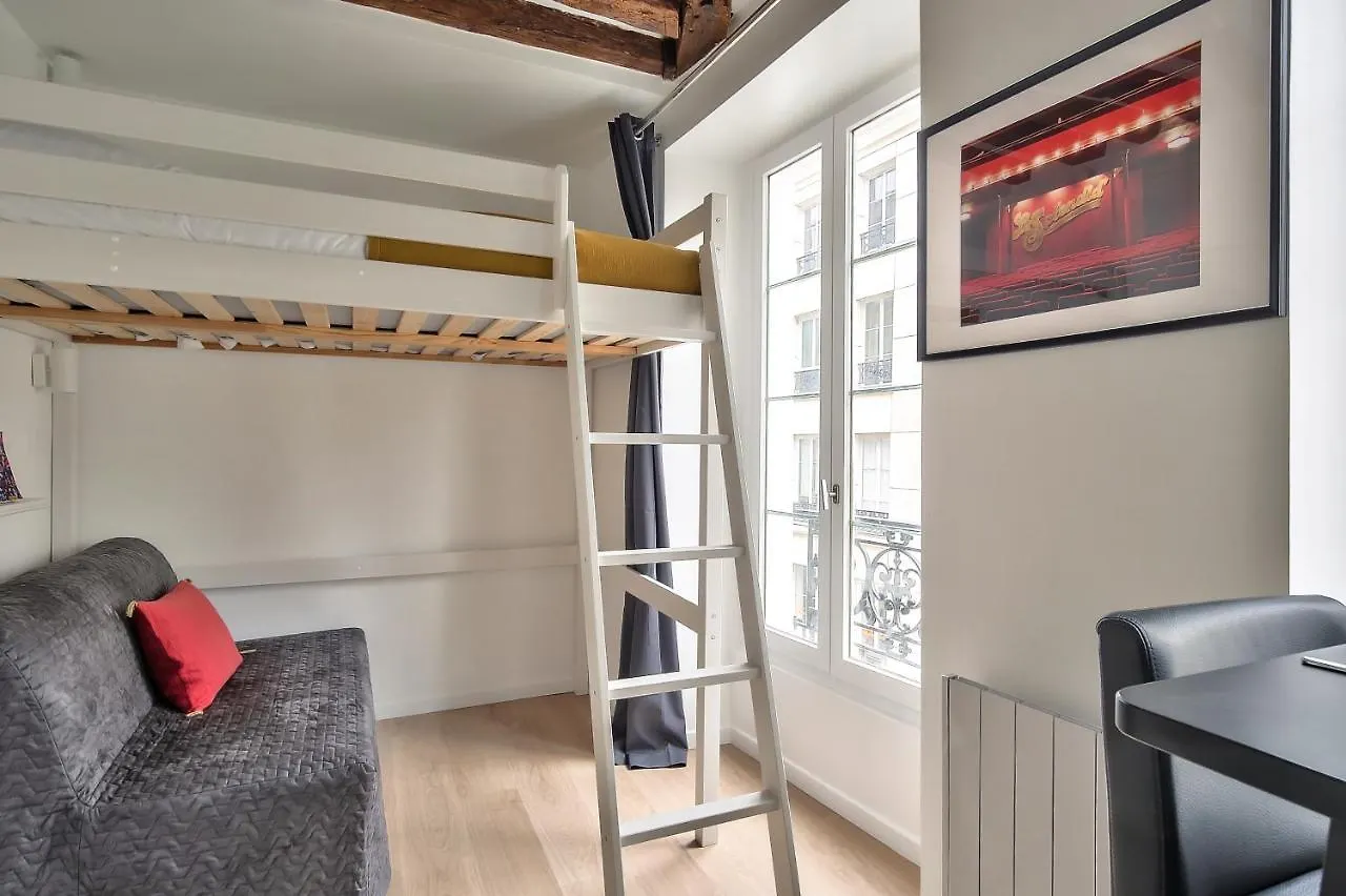 Lovely Mezzanine In The Heart Of 3m